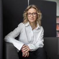 Eva Bakiene