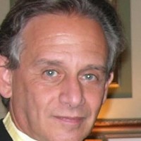 Stern Elliot