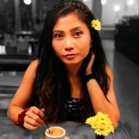 Lia Mandansari
