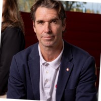 Dennis Lennartsson