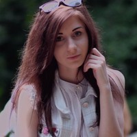 Аня Симонова