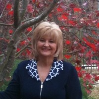 Lynda Poole