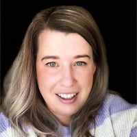 Shelly Manders