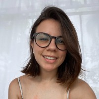 Lívia Toledo
