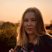 Katie Edwards