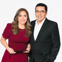 Gabriela Y Roberto
