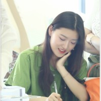 Mengwei W.