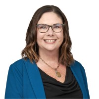 Renee Eyres