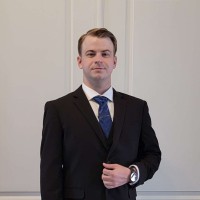 Ryan R.