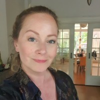 Ellen Bos