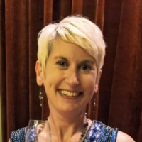 Dr Rachel Adams