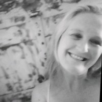 Suzanne van der Groep