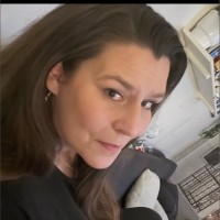 Linda Falk