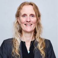 Esther Kamer