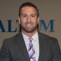 Bryce Davis, Cem