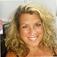 Lisa Paladino Petersen