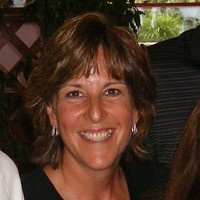 Lynn Broders