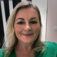 Sandra White