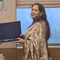 Rajni Kapoor