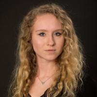 Victoria Farrell, Cfa