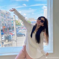 Scarlett Chen