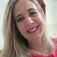 Márcia Gravina Dias
