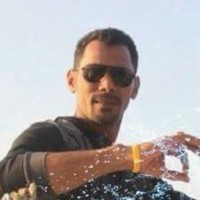 مدرب غوص بسام بنتن