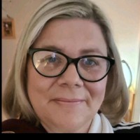 Julie Smith