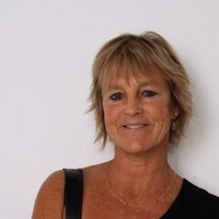 Laura Ribbins