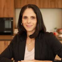 Michal Zuaretz Hanan מיכל זוארץ חנן