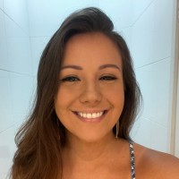 Thais Caldeira