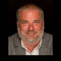 Dennis Strong