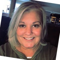 Laura Hanson-Robins