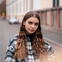 Simona Căvăluș
