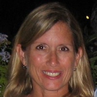 Dr. Lori Cenci, Cfa