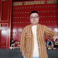 张明豪