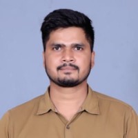 Manish Giri