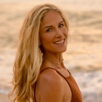 Dr. Elizabeth Esalen