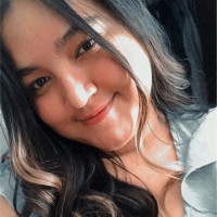Liris Maria Llorente Mangones