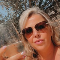Michelle Lesbirel