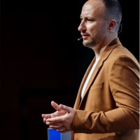 Tim Stoll