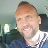 Ulf Boström