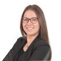Naomi Van Den Bosch