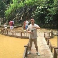 李健雄