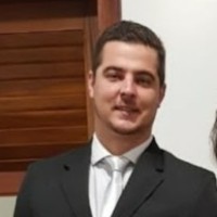 André Bueno