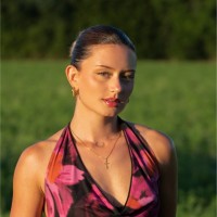 Zoë R.