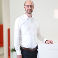 Dr. Daniel Kathan