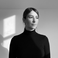 Mónica Calero · UX/ UI · Graphic Designer