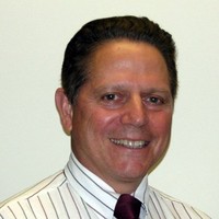 Daniel R Lucero