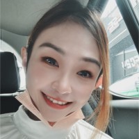 Ester Lau